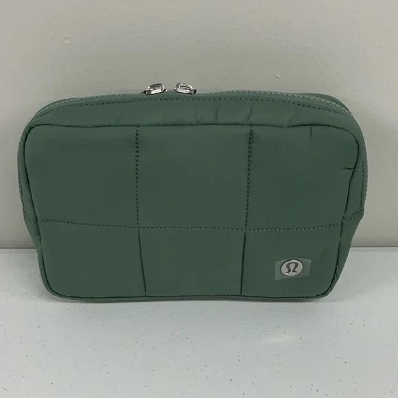 Lululemon Quilted Grid Belt Bag 1.5L Green - Picture 1 of 4